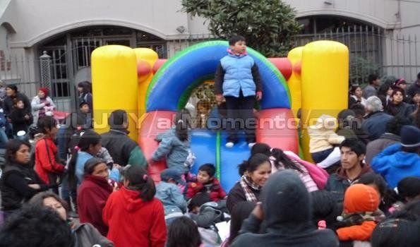 La Tupac Amaru festejó el Día del Niño a pura fiesta y show