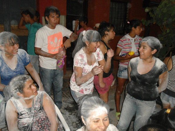 San Pedro vibra con los tradicionales corsos 2013