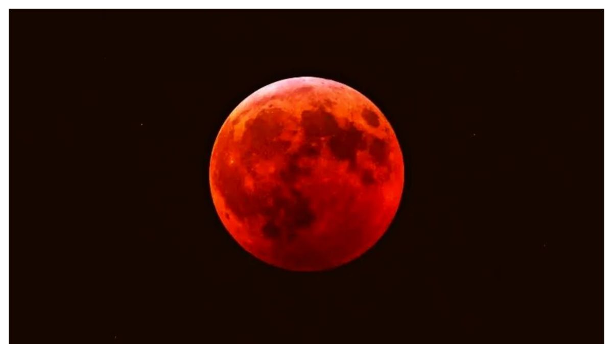 Evento astronómico en Ciudad Cultural: Eclipse total de luna