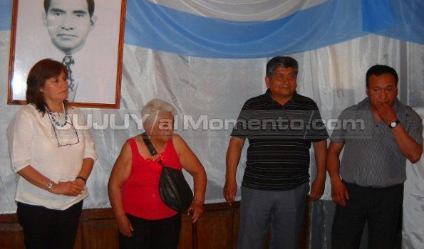 Emotivo homenaje a Avelino Bazán en AOMA