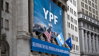 Causa YPF: Argentina aceptó cooperar en la entrega de chats y comunicaciones de funcionarios