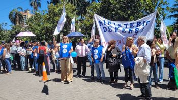 Judiciales volvieron a marchar para ser incluidos en el Bono de fin de año