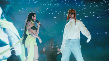 Cazzu fue una de las invitadas estelares en el show de Bad Bunny en Argentina