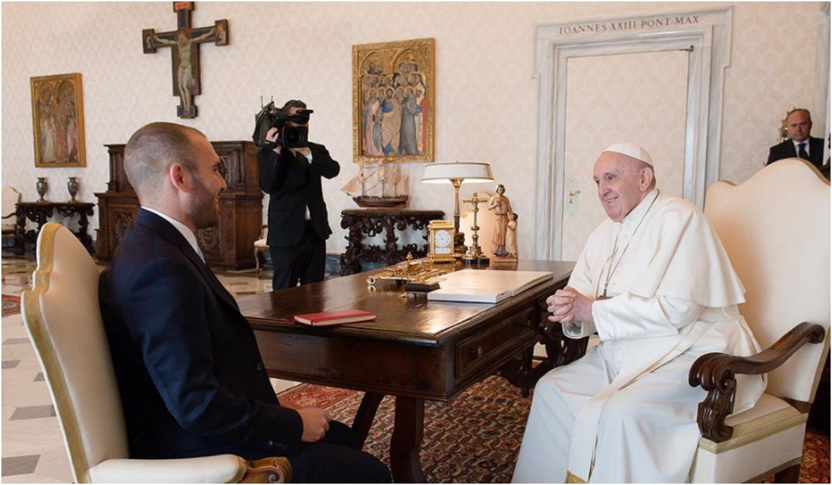 El importante gesto del papa Francisco con Martín Guzmán