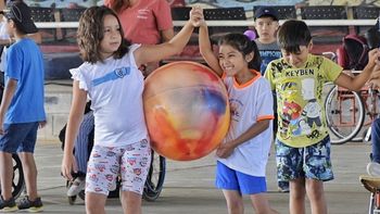 Doble celebración en el Club Universitario, Día del Niño y décimo aniversario