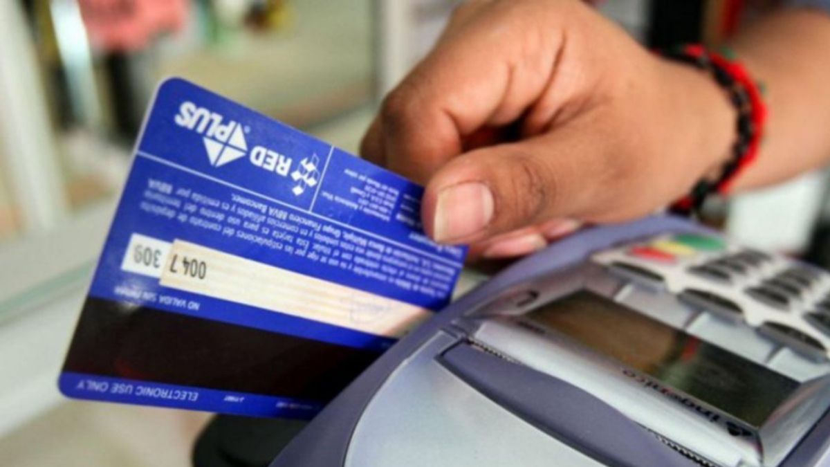 Major Fraud Bust in San Salvador de Jujuy: Search Warrants and Seizures Uncover Illegal Credit Card Scheme