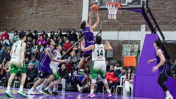 El Carmen Básquet sigue imparable y sumó otra noche inolvidable en casa