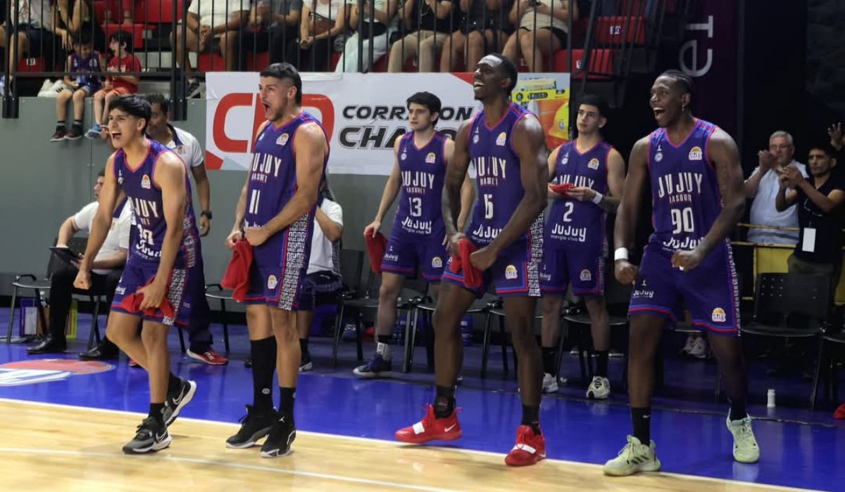 Jujuy Básquet festejó ante su gente