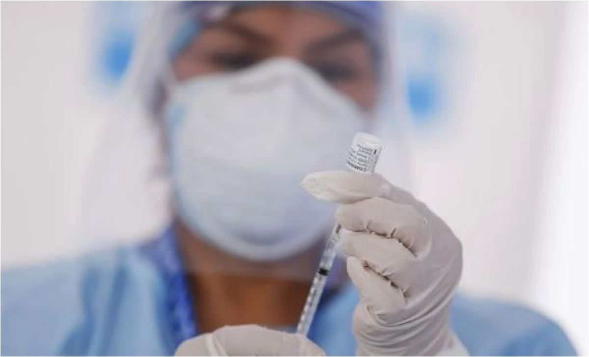El gobierno anunció la llegada de vacunas bivalentes contra covid: cómo se distribuirán
