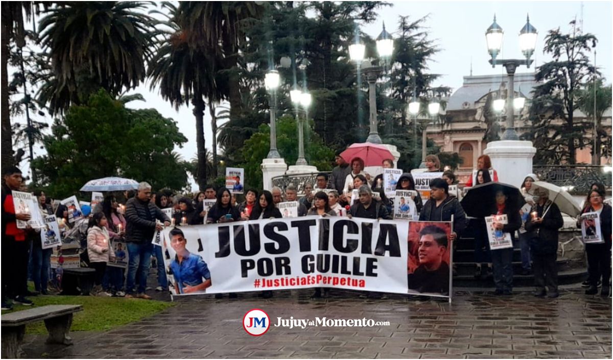 Familia y amigos de Guillermo Quiroga hicieron sentir su pedido de justicia