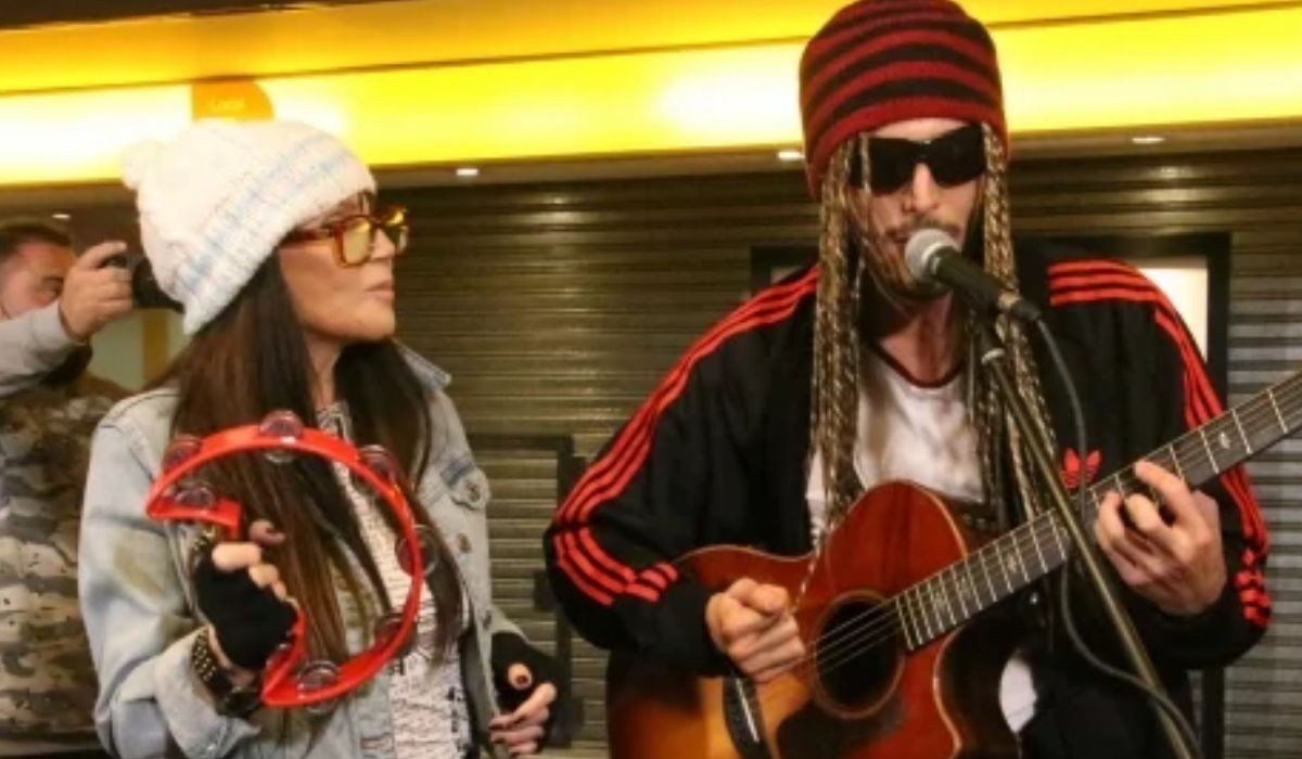 Susana Giménez y Yatra revolucionaron el subte: aparecieron disfrazados de músicos callejeros