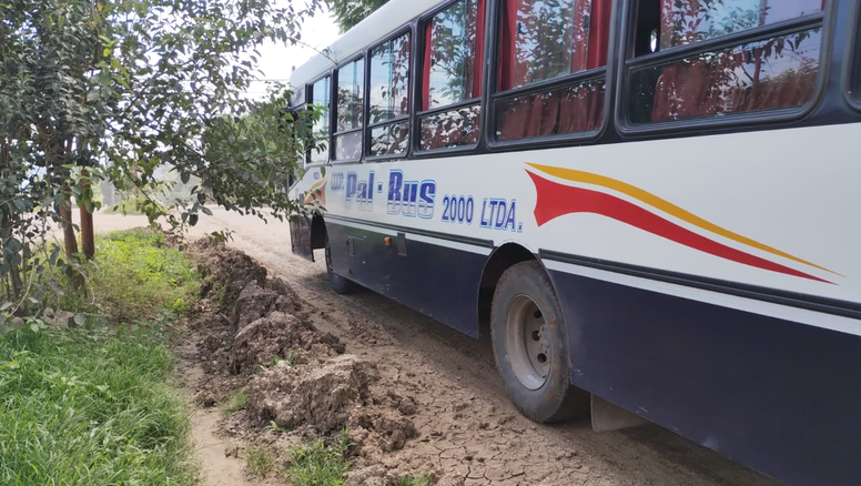 Palpalá: denuncian que las máquinas del municipio dejaron peor una avenida