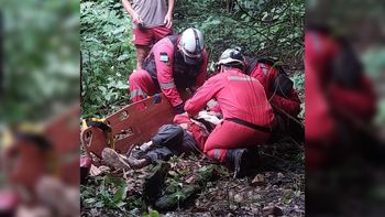 Localizaron y rescataron a una mujer desaparecida: había caído desde un puente