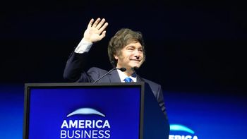 Milei ya se encuentra en Bolivia para la asunción de Rodrigo Paz Pereira