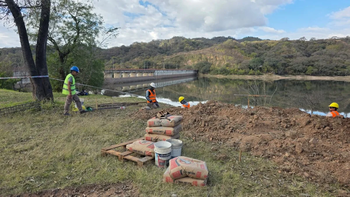 Comenzó la construcción de la sala de matrimonio al aire libre en el Dique Los Alisos